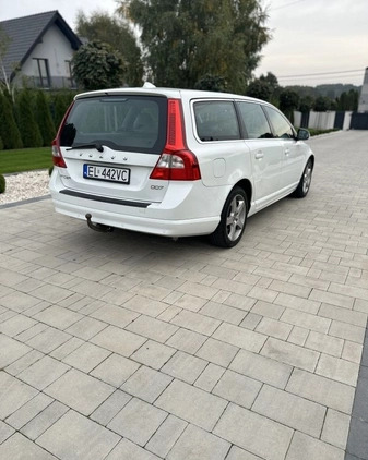 Volvo V70 cena 20000 przebieg: 357000, rok produkcji 2008 z Łódź małe 137